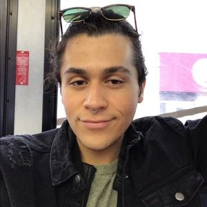 Meet your Posher, Marcos